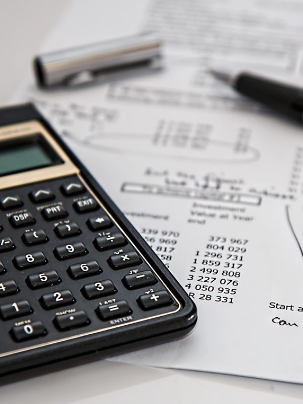 calculator 385506 1280